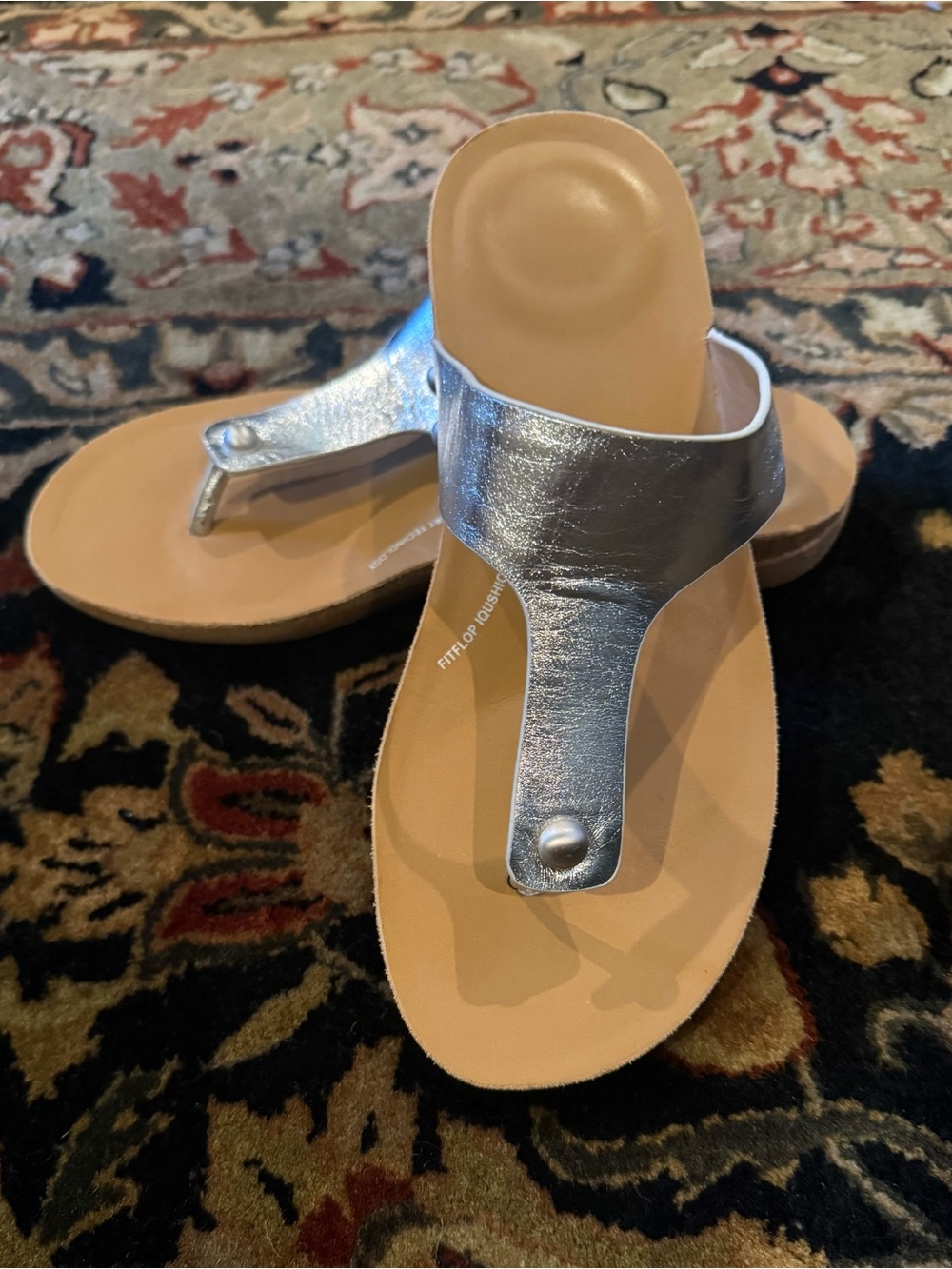 Fitflop Silver Thong Sandals with IQushion Technology Footbed